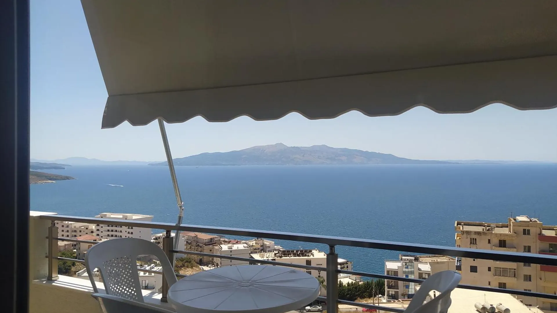 Villa Alimema Sarandë 0*,
